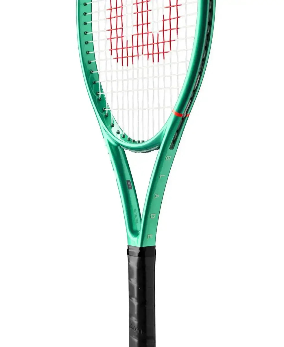 Wilson Tennis Junior Racquet Blade V10 26"