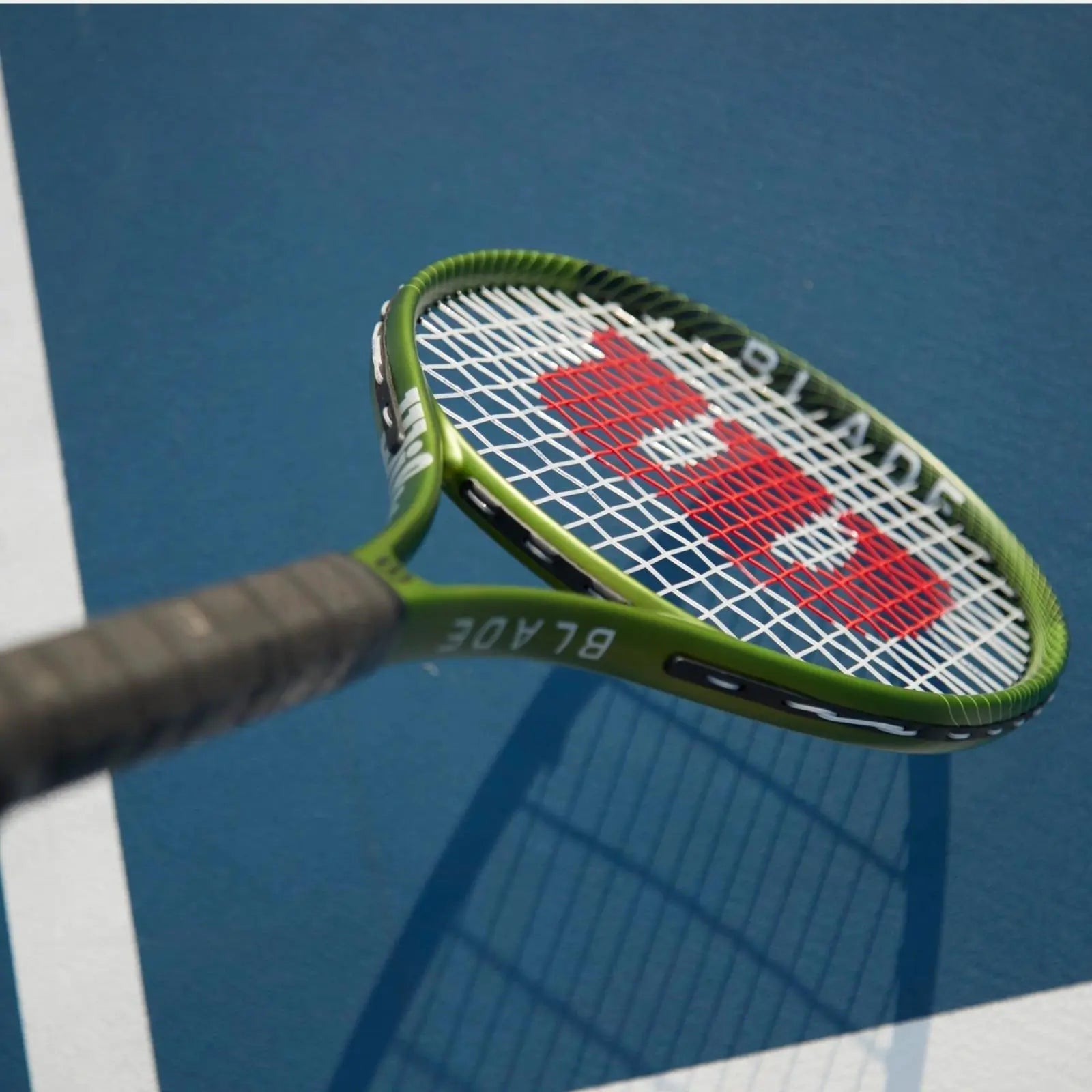 Wilson Tennis Racquet Blade Feel 100 (300g)