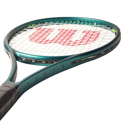 Wilson Tennis Racquet Blade 98 16X19 V9 (305g)
